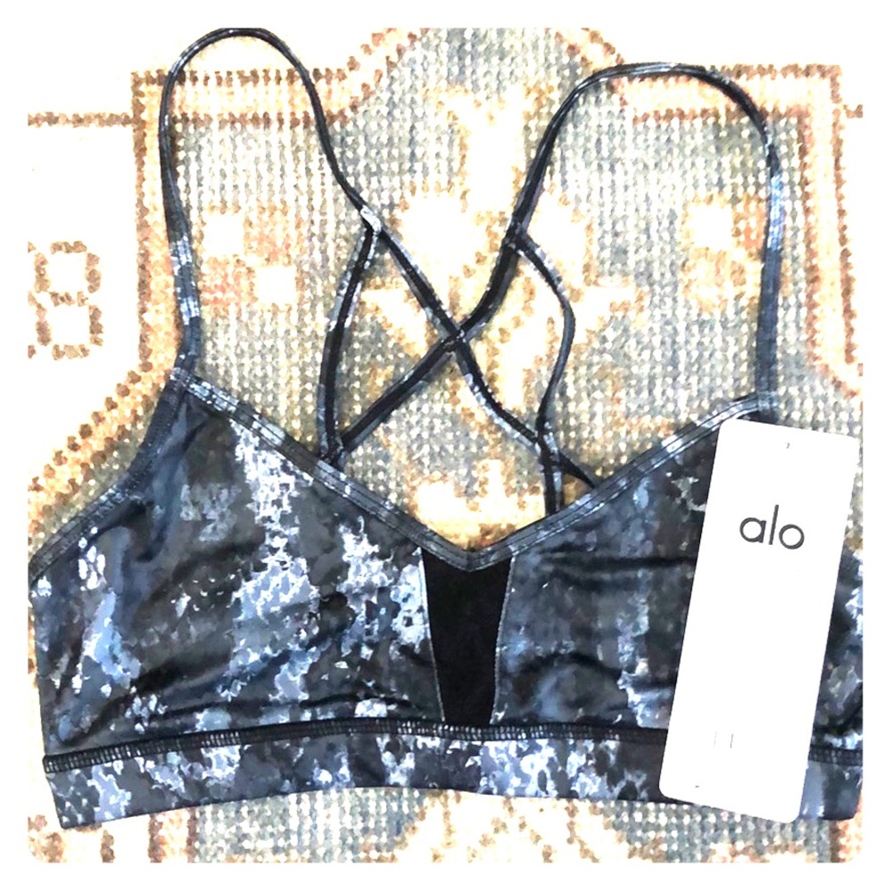 New With Tags - Alo Goddess Bra Black Python Small